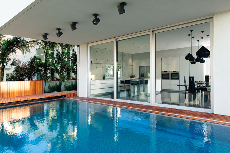 בריכה פרטית